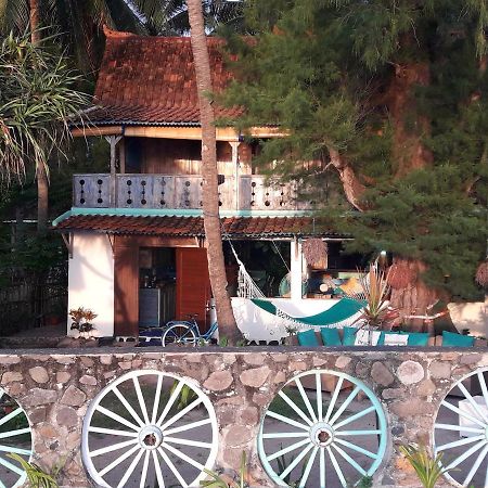 Kai'S Beach House Villa Gili Air Dış mekan fotoğraf